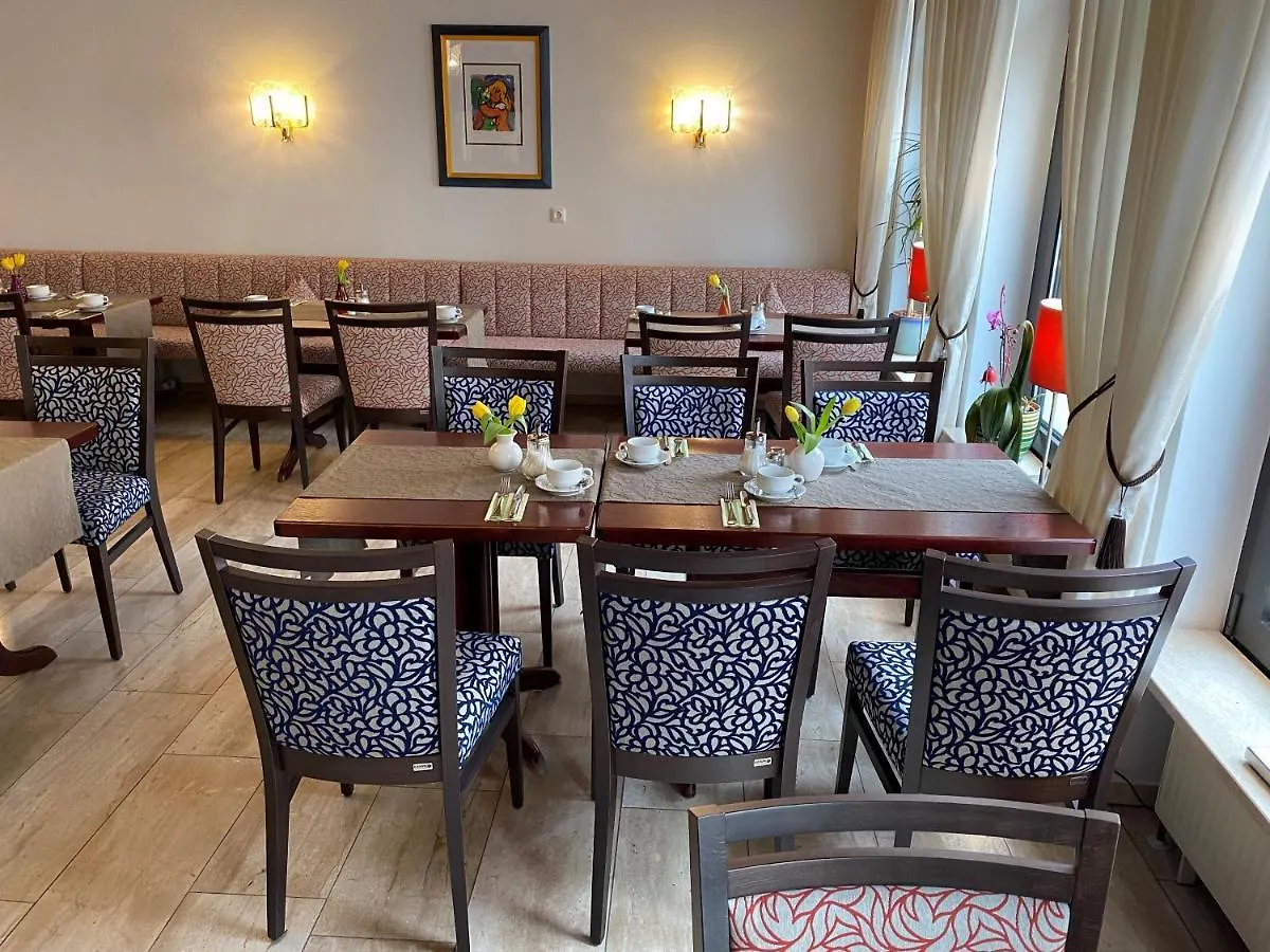Hotel Weisses Lamm Allersberg Guest house