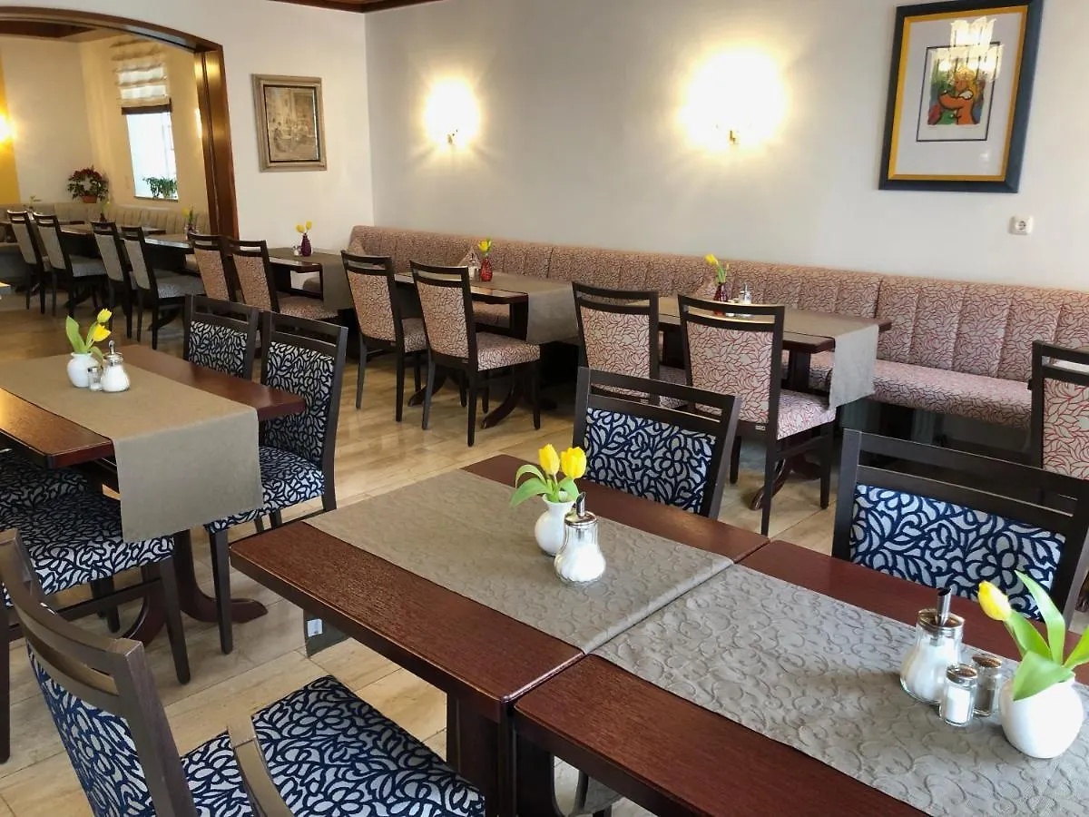 Hotel Weisses Lamm Allersberg 3*,