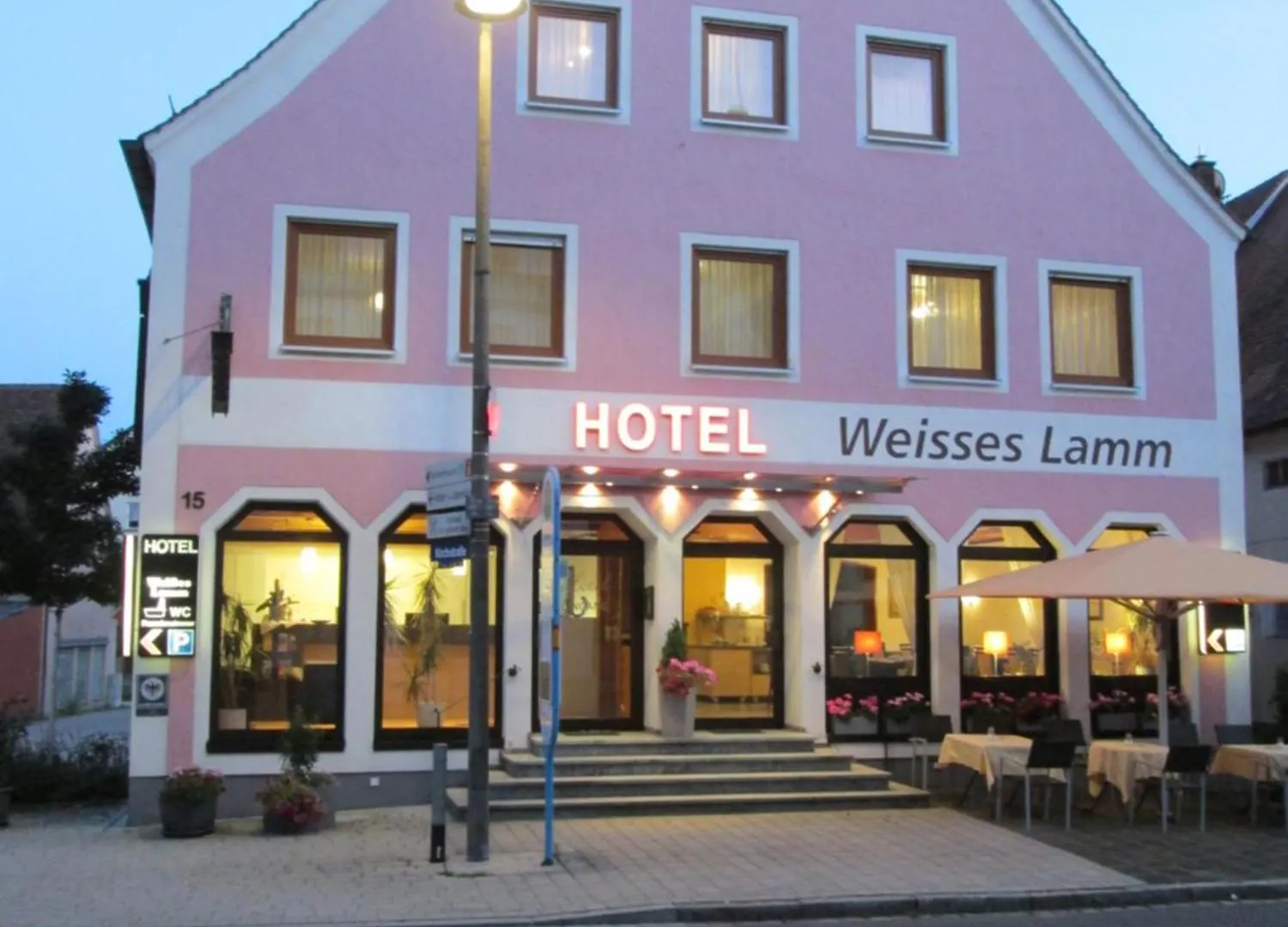 Hotel Weisses Lamm location